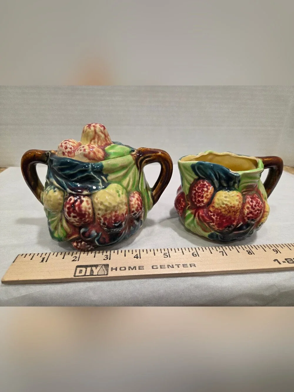 Vintage Berries Sugar And Creamer Set Japan